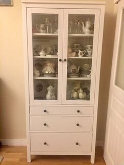 Шкаф-витрина