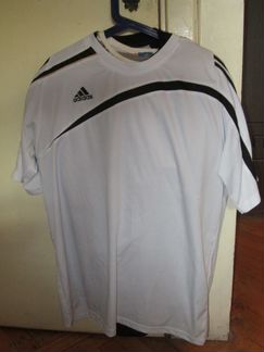 Футболка Adidas Tiro