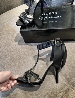 Босоножки из натуральной мягкой кожи с кристаллами