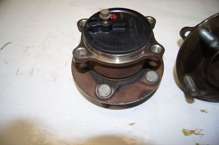 Задняя ступица комплект на мазда сх5 6 gj 3 bm