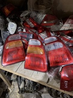 Задний фонарь Тойота Ланд Круизер 100 Toyota Lc100