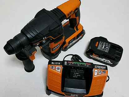 Перфоратор aeg bbh 18 li-402c. Aeg li 402c. Aeg li 402c. Перфоратор аег аккумуляторный 18 вольт. Бесщеточная аккумуляторная дрель-шуруповерт aeg.