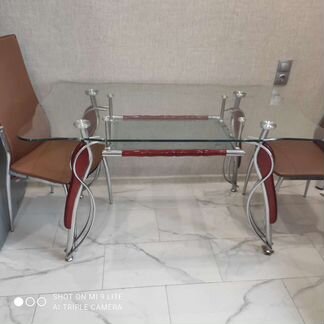 Стол обеденный