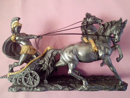 Статуэтка «Воин на колеснице» (WS 28 Veronese)