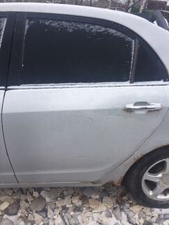 Задняя левая дверь Geely vision 08г