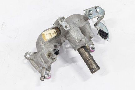 Фланец системы охлаждения Toyota Mark 10