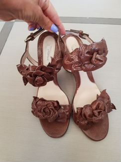 Uterque и Stuart Weitzman 38
