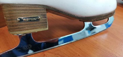 Risport RF3, размер 230, в отличном состоянии