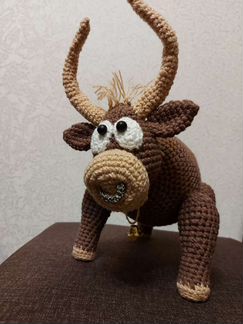 Интерьерная игрушка бык