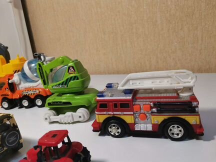 Машинки детские, модели и т.д