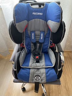 Автомобильное кресло Recaro
