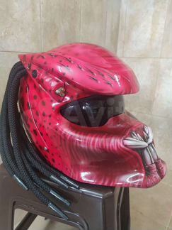 Мотоциклетный шлем (Предатор)