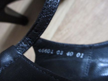 Туфли кожаные новые