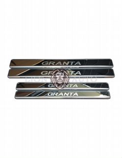 Накладки на пороги LADA Granta