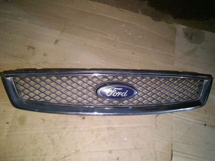 Форд фокус 2 Решётка радиатора Запчасти