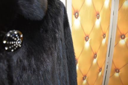 Черная норковая шуба с воротом Апаш 48-50 рр