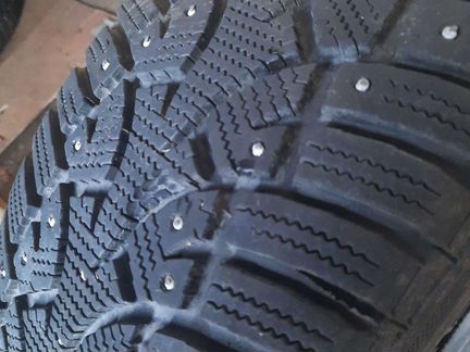 R16 215 55 gislaved nord frost 3