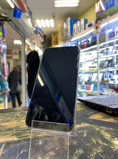 Телефон iPhone X