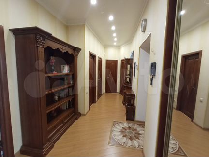 3-к квартира, 96.3 м², 4/8 эт.