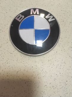 Эмблема на бампер бмв ф20 BMW f20
