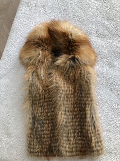 Жилетка меховая из лисы Gucci