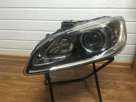 Фара левая Volvo S60