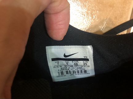 Бутсы (Сороконожки),Nike,37-38 рр
