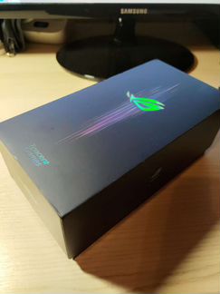 Смартфон asus ROG 3 12/128 Snapdragon 865+