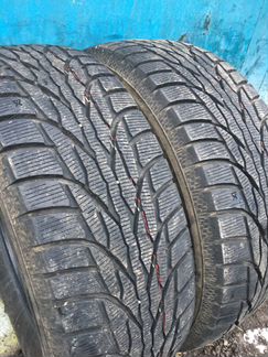 2 шины Kumho 17