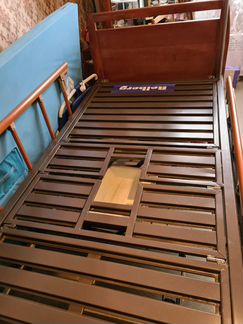 Медицинская кровать для лежачих больных