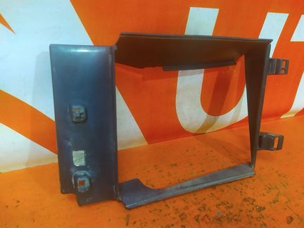 Дефлектор радиатора Renault Duster 1 2015-Нв