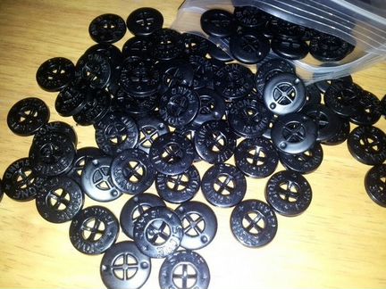 Пуговицы Stone Island