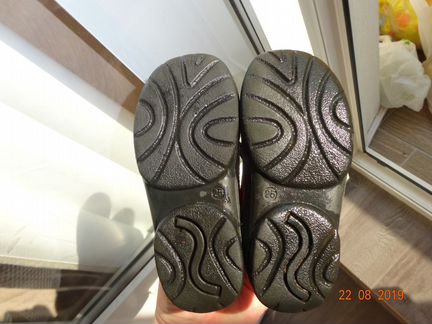 Ботинки на осень для мальчика 25р