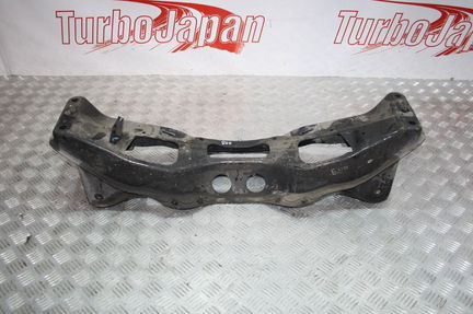 Подрамник передний Subaru Forester SH 08-12 2.0 л