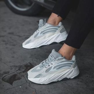 Кроссовки adidas yeezy boost 700 static