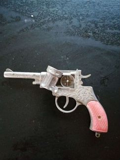 Пистолет СССР