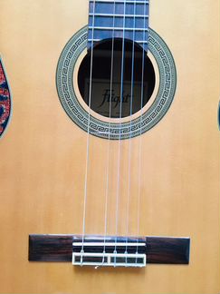 Классическая гитара Flight