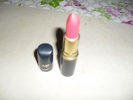 Помада Макс Фактор MF В подарок