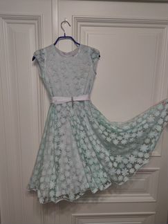 Платье праздничное