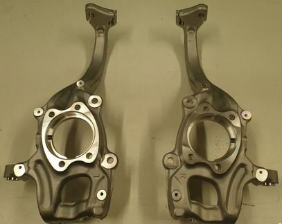 Кулак левый правый для Ауди A4 A5 Q5 Porsche Macan