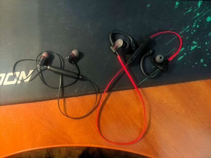 Наушники Bluetooth