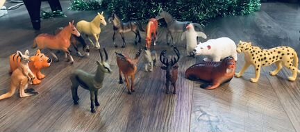 Фигурки живоных зверей