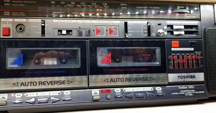 Toshiba BomBeat RT-SX85 80s Vintage Classic