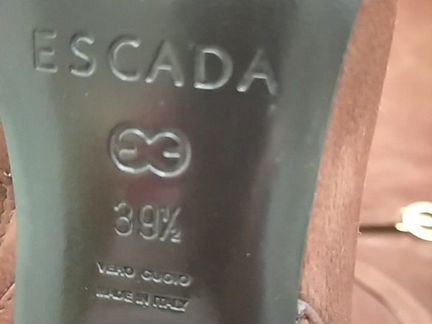 Сапоги брендовые,б/у,раз.39,5