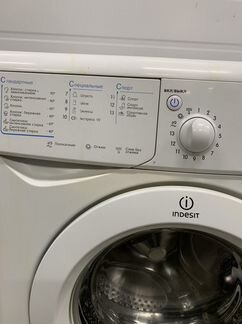 Стиральная машинка Indesit 4 кг