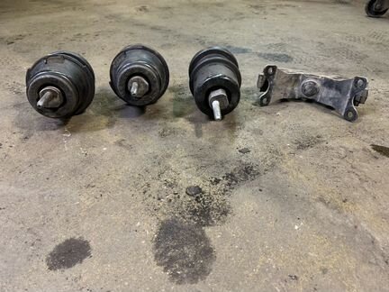 Подушки двигателя Subaru Legacy 2019