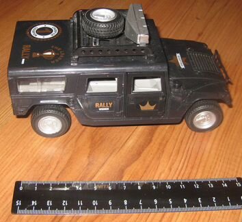 Модель игрушка машина и экскаватор