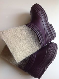 Продаю валенки натуральные с калошами размер 24 (1