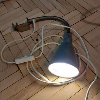 Лампа настольная