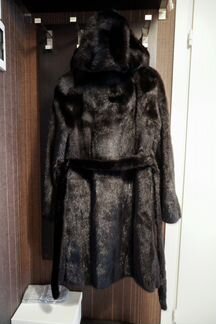 Норковая Шуба чёрная с тёплым капюшоном 42 размер